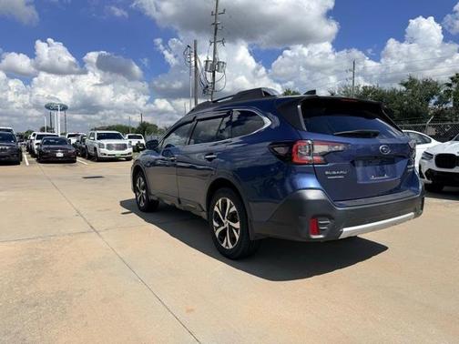 2022 Subaru Outback Touring