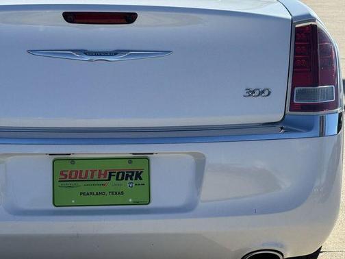 2014 Chrysler 300 Base