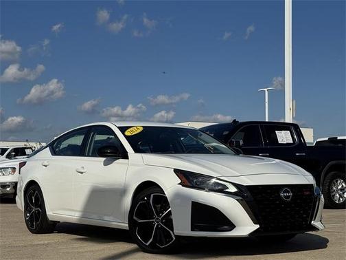 2024 Nissan Altima 2.5 SR