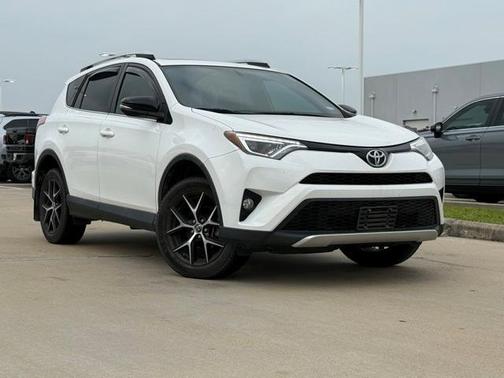 2016 Toyota RAV4 SE