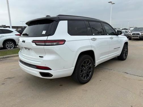 2024 Jeep Grand Cherokee L Summit