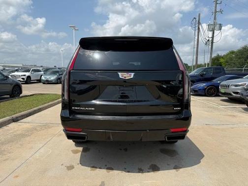 2023 Cadillac Escalade Sport
