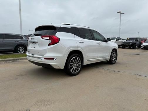 2024 GMC Terrain Denali