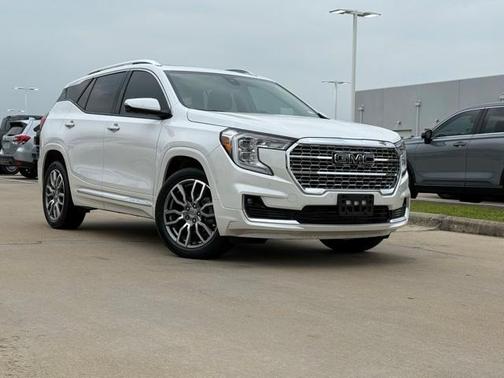 2024 GMC Terrain Denali