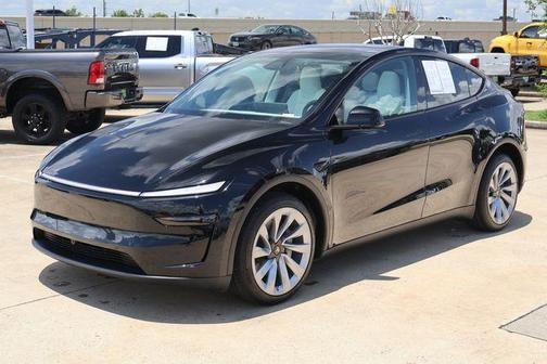 Black 2026 Tesla Model Y PREMIUM