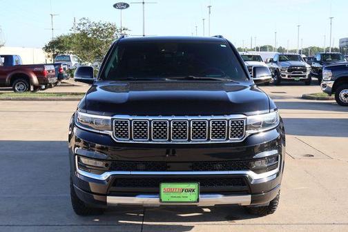 2023 Jeep Grand Wagoneer Base