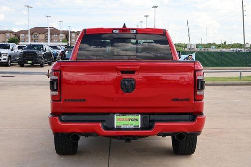 Flame Red Clearcoat 2020 RAM 1500 Laramie