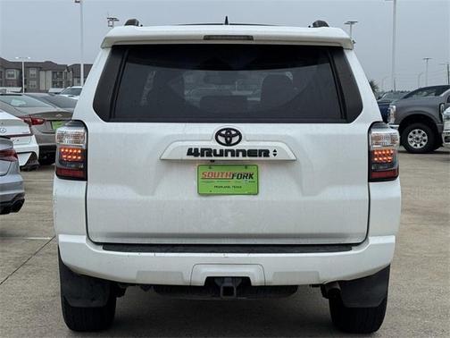 2022 Toyota 4Runner SR5