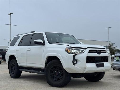 2022 Toyota 4Runner SR5
