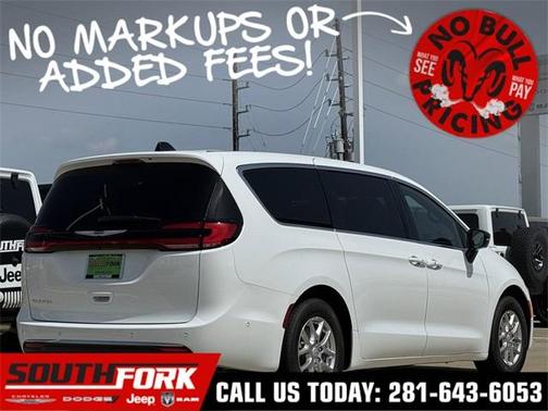 2025 Chrysler Pacifica Select