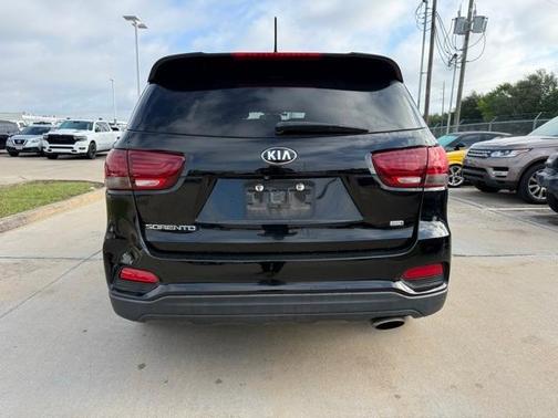 2019 Kia Sorento L