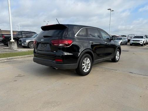 2019 Kia Sorento L