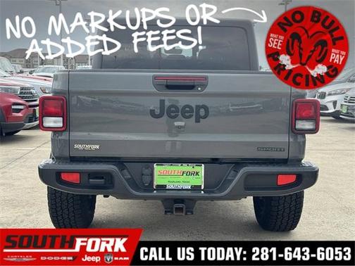 2021 Jeep Gladiator Sport