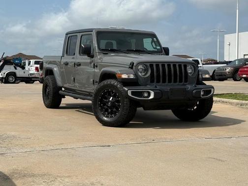 2021 Jeep Gladiator Sport