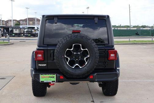 Black Clearcoat 2023 Jeep Wrangler Rubicon
