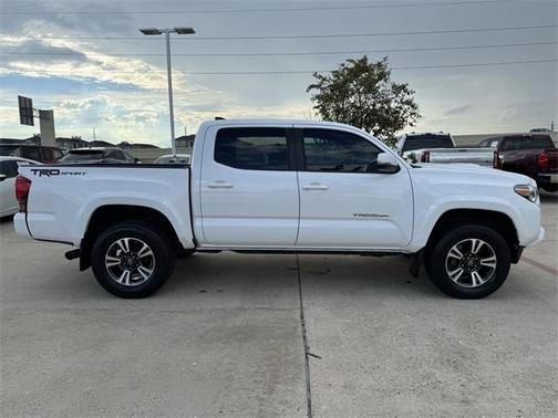 2016 Toyota Tacoma TRD Sport