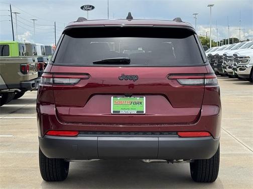 2025 Jeep Grand Cherokee L Laredo