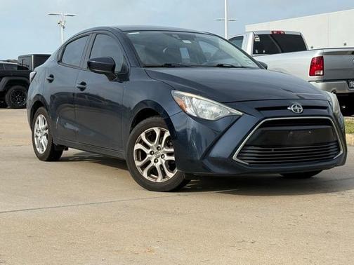 2016 Scion iA Base
