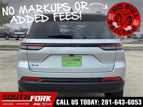 2025 Jeep Grand Cherokee Laredo