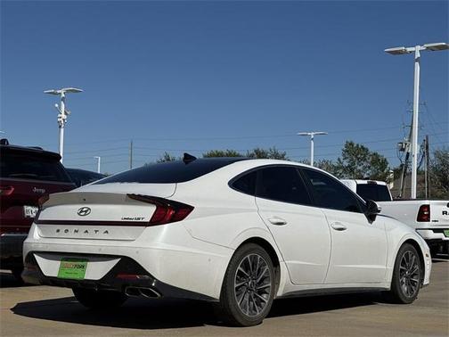 2022 Hyundai SONATA Limited