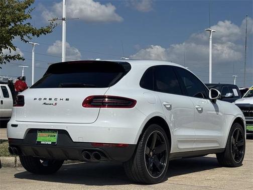 2017 Porsche Macan S