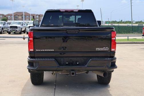 Black 2024 Chevrolet Silverado 2500 High Country
