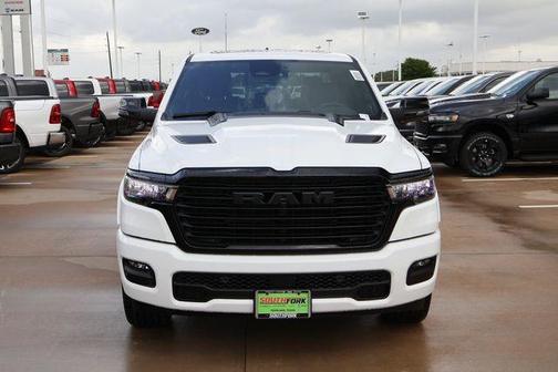 Bright White Clearcoat 2026 RAM 1500 Laramie