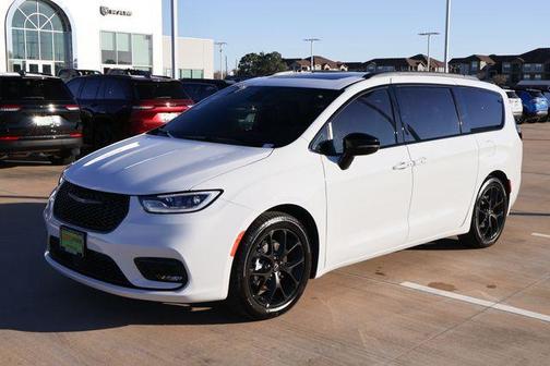 2026 Chrysler Pacifica Limited