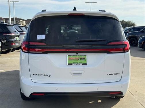 2026 Chrysler Pacifica Limited