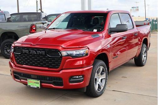 Molten Red Pearlcoat 2026 RAM 1500 Express