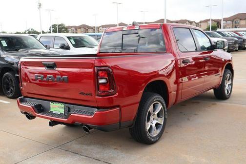 Molten Red Pearlcoat 2026 RAM 1500 Express