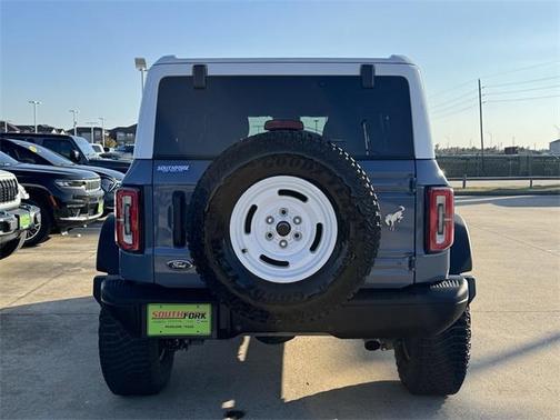 2023 Ford Bronco Heritage Edition