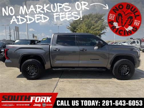 2022 Toyota Tundra SR5