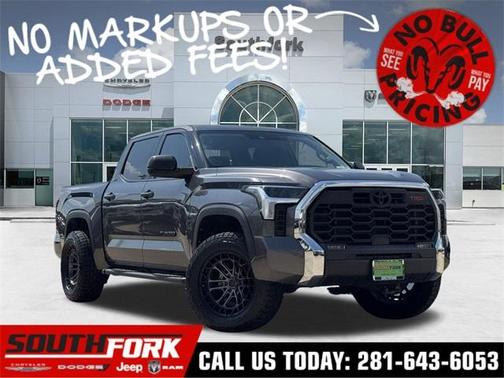 2022 Toyota Tundra SR5