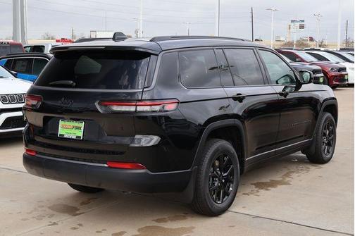 2026 Jeep Grand Cherokee L Laredo