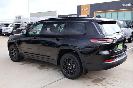 2026 Jeep Grand Cherokee L Laredo