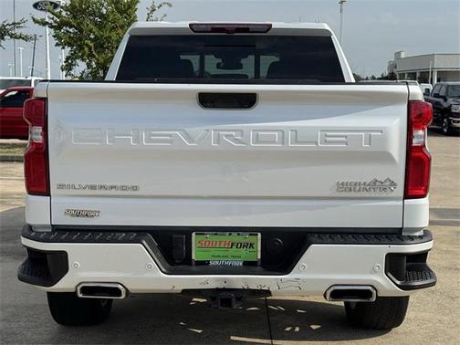 2022 Chevrolet Silverado 1500 High Country