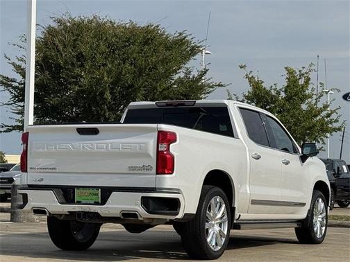 2022 Chevrolet Silverado 1500 High Country