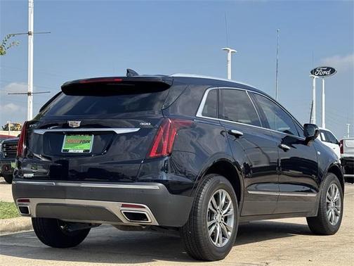 2021 Cadillac XT5 Premium Luxury