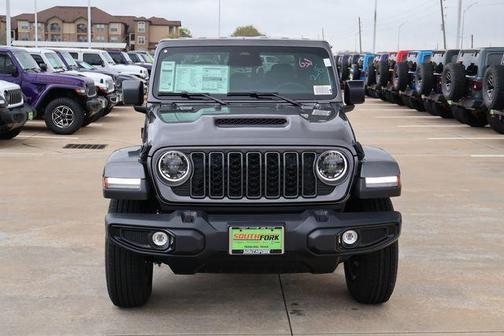 2026 Jeep Gladiator Sport