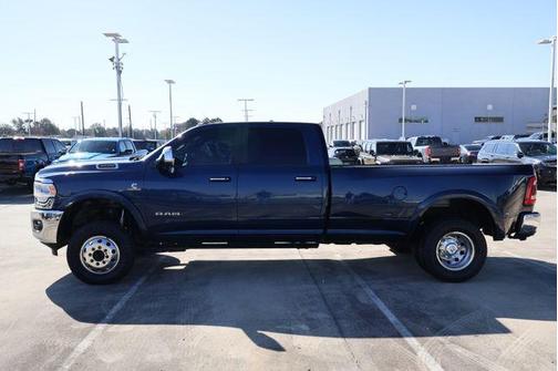 2022 RAM 3500 Laramie