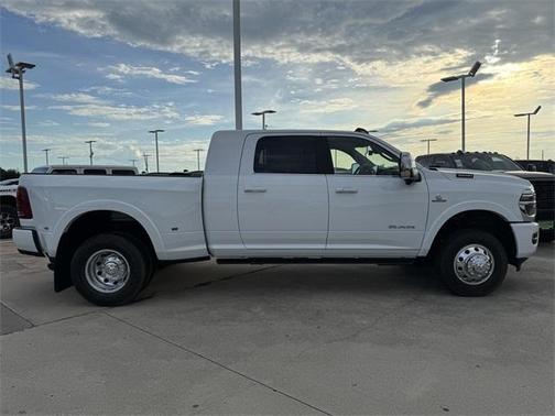 2026 RAM 3500 Limited
