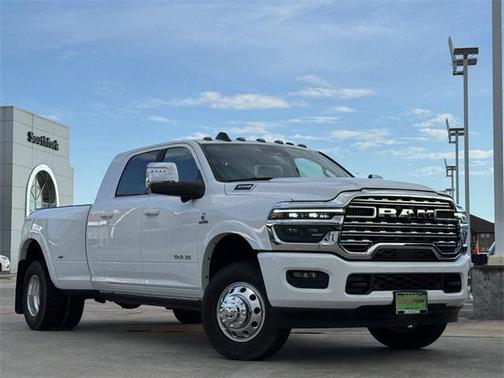 2026 RAM 3500 Limited