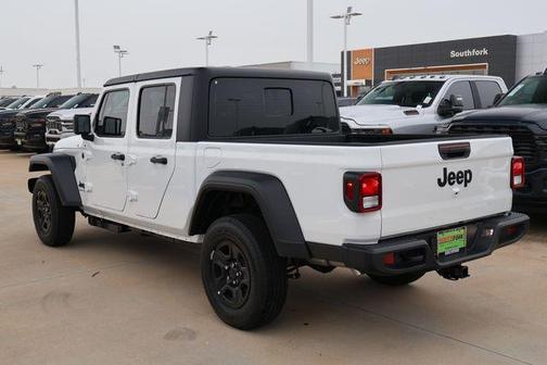 Bright White Clearcoat 2026 Jeep Gladiator Sport