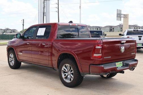 Delmonico Red Pearlcoat 2022 RAM 1500 Laramie
