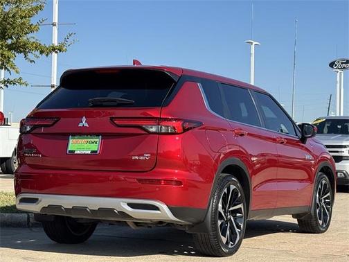 2023 Mitsubishi Outlander PHEV SE