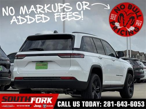 2025 Jeep Grand Cherokee Laredo