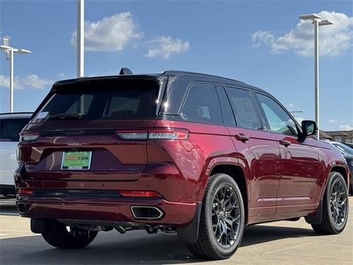 2025 Jeep Grand Cherokee Summit