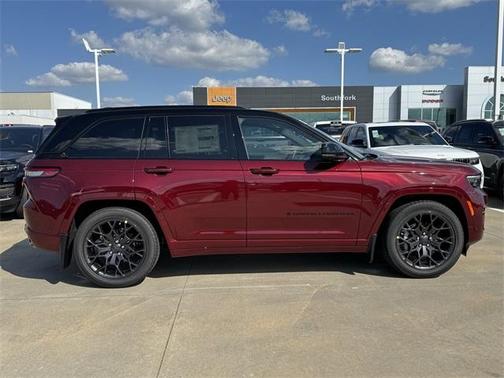 2025 Jeep Grand Cherokee Summit