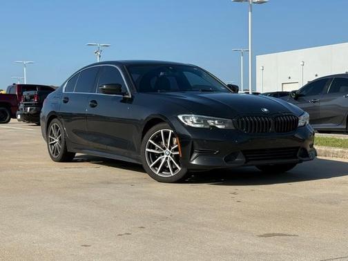 2019 BMW 330 i